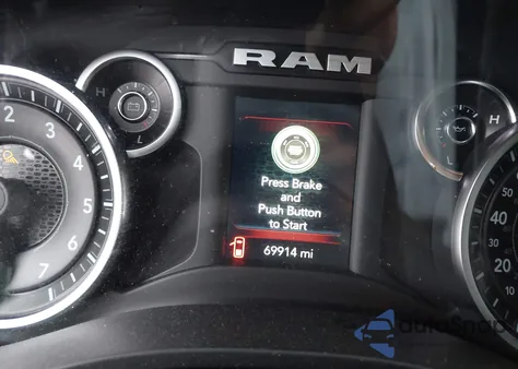 2019 Ram 1500 Big Horn/Lone Star 4X2 5'7 Box from USA, damaged, VIN 1C6RREFT8KN894192